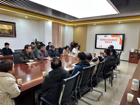 中国矿业大学岳建华教授应邀来我院开展交流