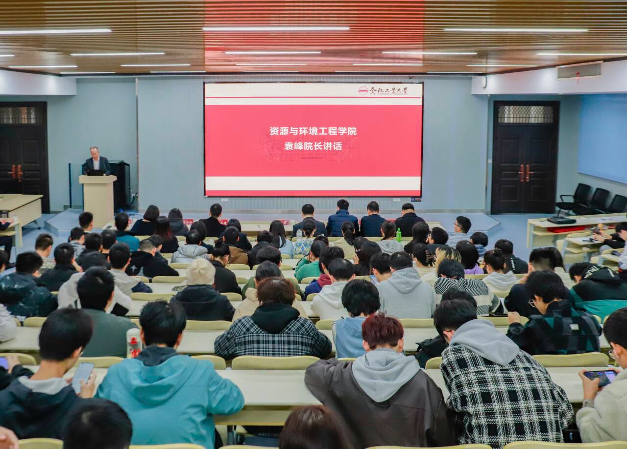 taptap点点官方网站举办首批科普导师暨校地质博物馆学生讲解员聘任仪式